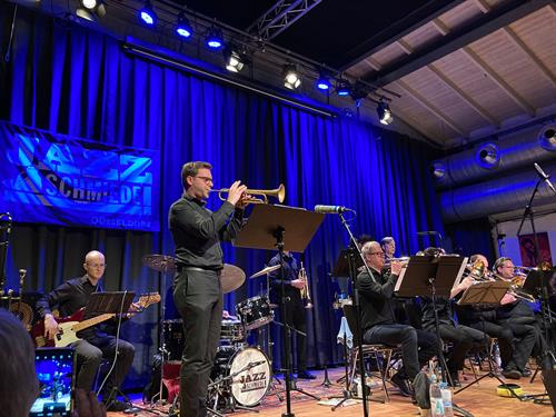 Jazz concert by the "HSD Big Band feat. Ludwig Nuss" at the Jazz Schmiede in Düsseldorf